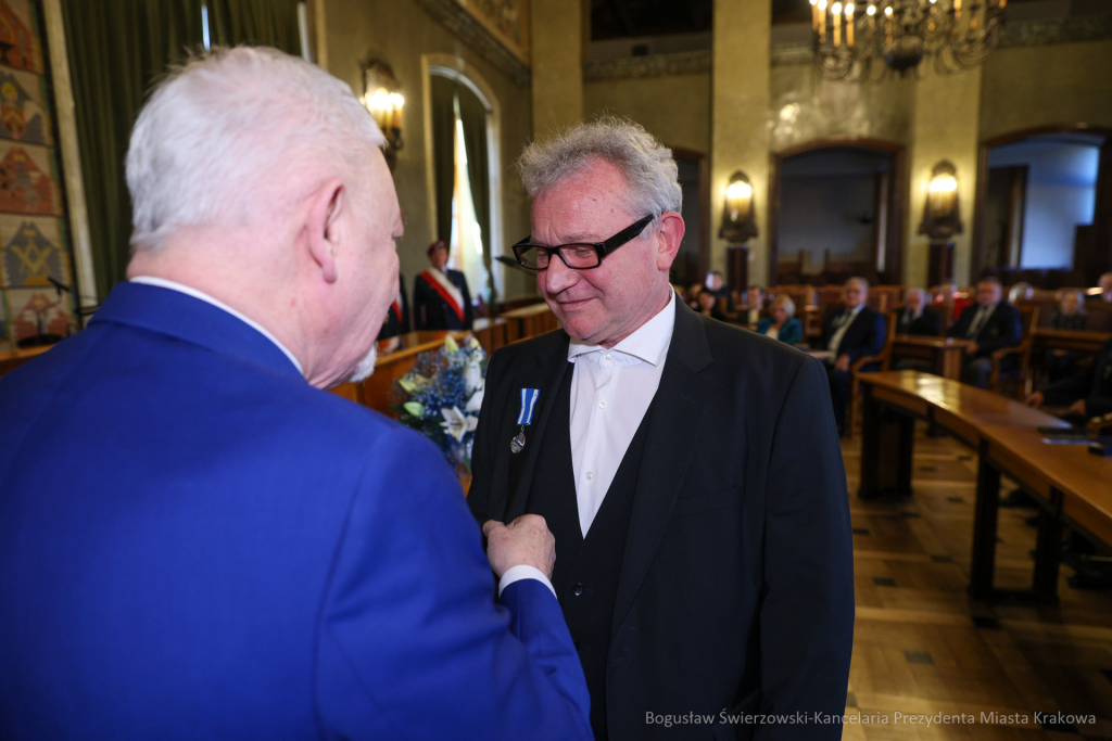 wręczenie, Honoris Gratia, Majchrowski, zasłużeni dla Krakowa, Święto Patrona Miasta  Autor: B. Świerzowski