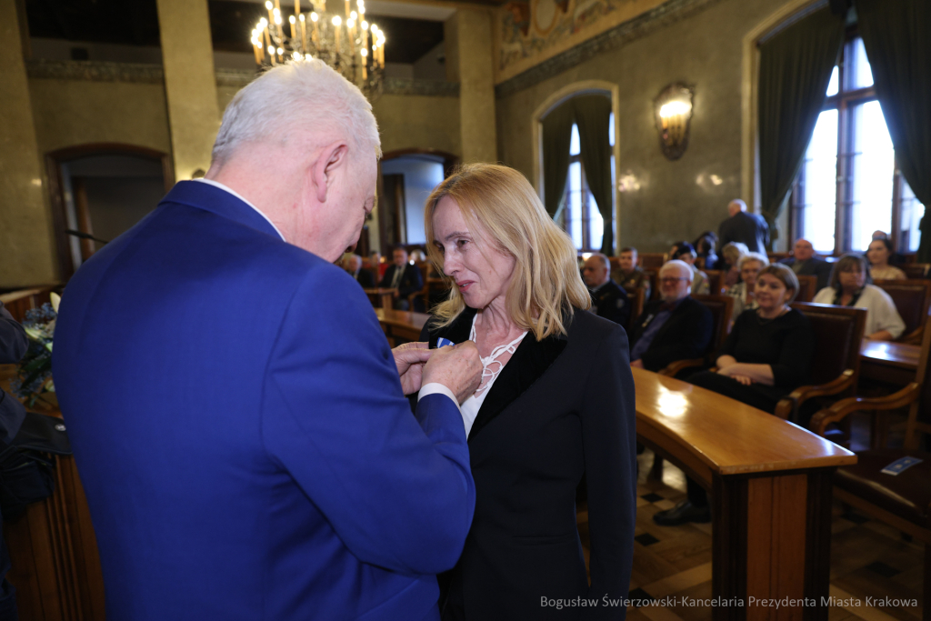 wręczenie, Honoris Gratia, Majchrowski, zasłużeni dla Krakowa, Święto Patrona Miasta  Autor: B. Świerzowski