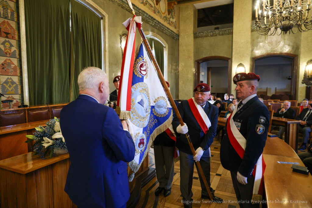 wręczenie, Honoris Gratia, Majchrowski, zasłużeni dla Krakowa, Święto Patrona Miasta  Autor: B. Świerzowski