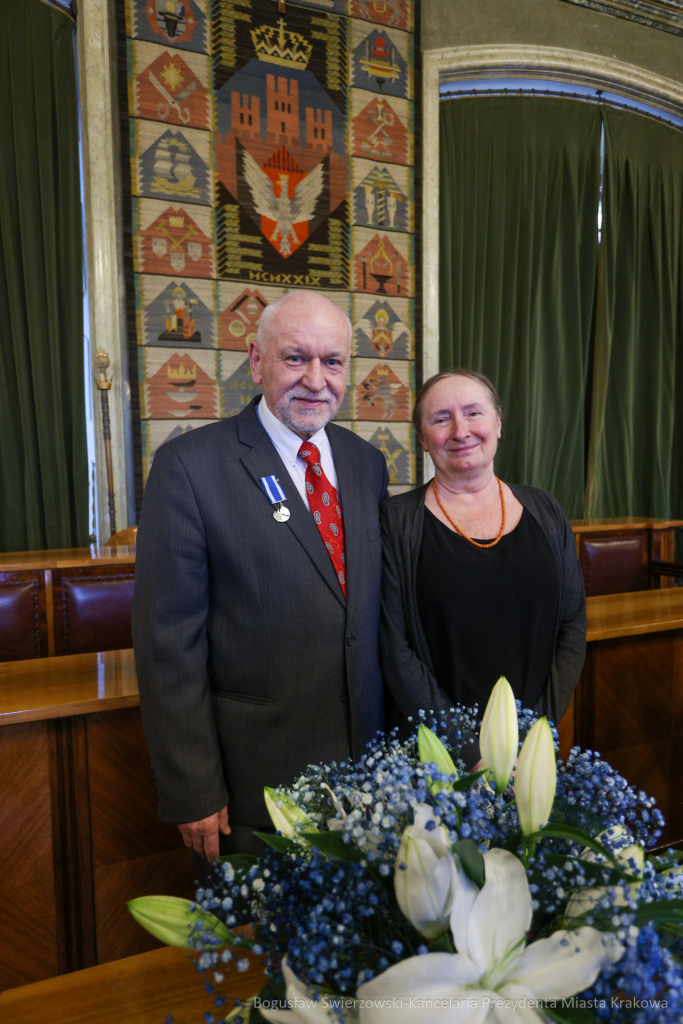 wręczenie, Honoris Gratia, Majchrowski, zasłużeni dla Krakowa, Święto Patrona Miasta  Autor: B. Świerzowski