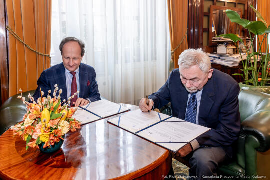 Oleandry, Majchrowski, Szczerski, list intencyjny, podpisanie, Dom im. Józefa Piłsudskiego, Muzeum