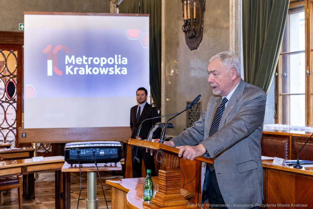 Metropolia Krakowska, jubileusz, 10 lat, 10-lecie, stowarzyszenie, gminy podkrakowskie, wójtowie, b  Autor: P. Wojnarowski