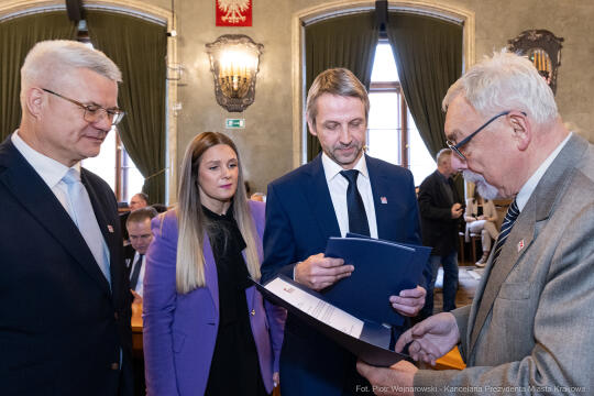 Metropolia Krakowska, jubileusz, 10 lat, 10-lecie, stowarzyszenie, gminy podkrakowskie, wójtowie, b