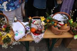 Tradycyjne święcenie pokarmów na Rynku Głównym
