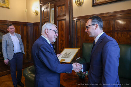 bs-240405-img_1140.jpg-Minister, Majchrowski