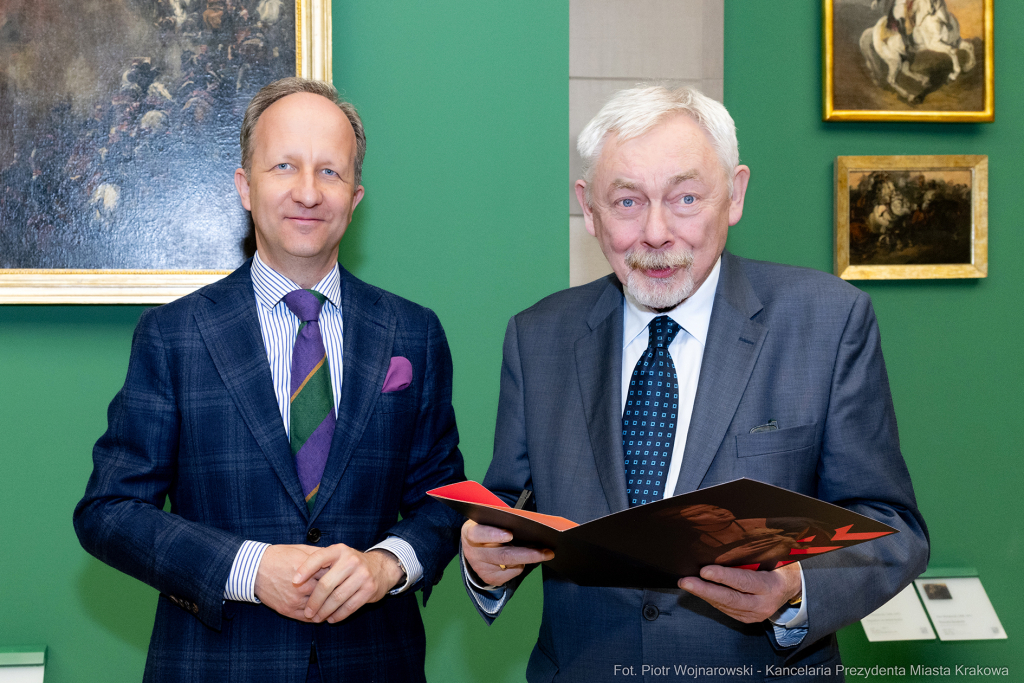 Muzeum Narodowe, Szczerski, Majchrowski, medal, z wyrazem wdzięczności, Sukiennice  Autor: P. Wojnarowski