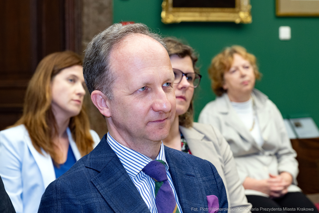 Muzeum Narodowe, Szczerski, Majchrowski, medal, z wyrazem wdzięczności, Sukiennice  Autor: P. Wojnarowski