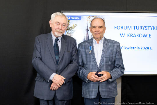 Foru Turystyki, Józef Lassota , Majchrowski, Grabiński, Pawlusiński, Czemborowicz, Kreator Krakow