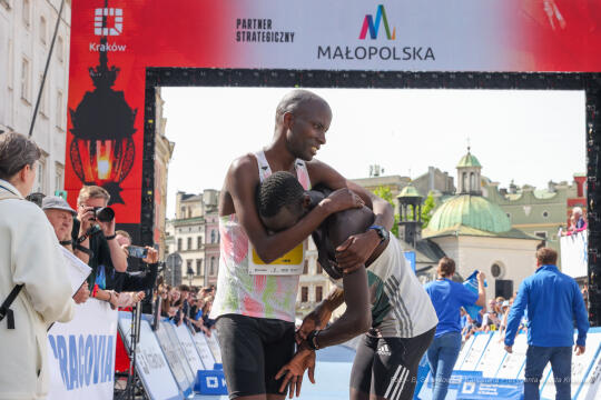 bs_240414_4295.jpg-Cracovia Maraton, Majchrowski