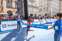 bs_240414_4412.jpg-Cracovia Maraton, Majchrowski