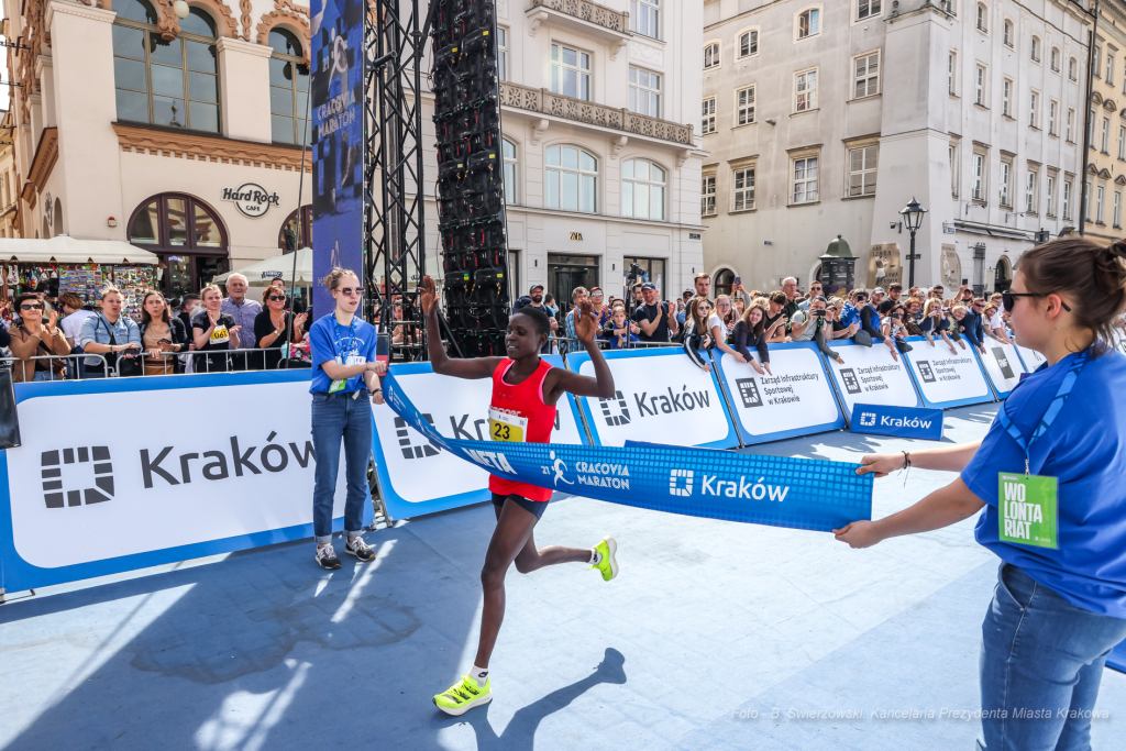 bs_240414_4412.jpg-Cracovia Maraton, Majchrowski  Autor: B. Świerzowski