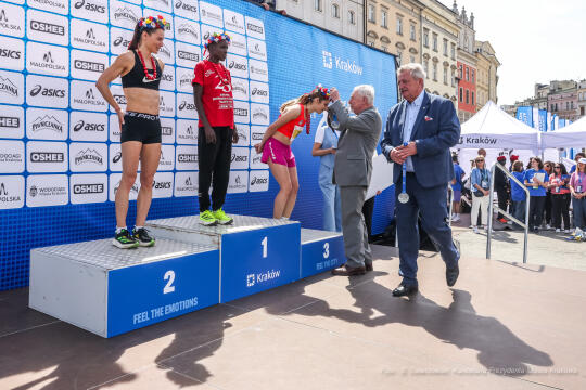 bs_240414_4586.jpg-Cracovia Maraton, Majchrowski
