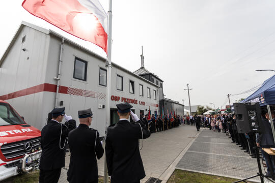 jg_240414_oto_5415.jpg-Straż, Przewóz