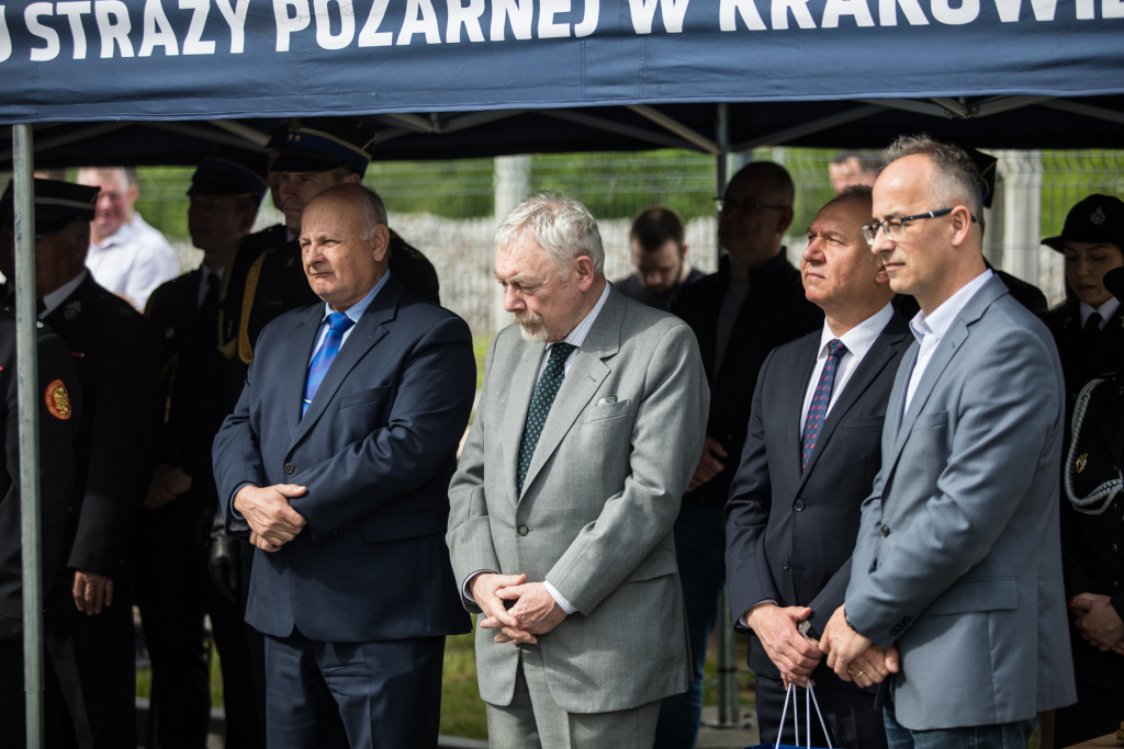 jg_240414_oto_5440.jpg-Straż, Przewóz  Autor: B. Świerzowski