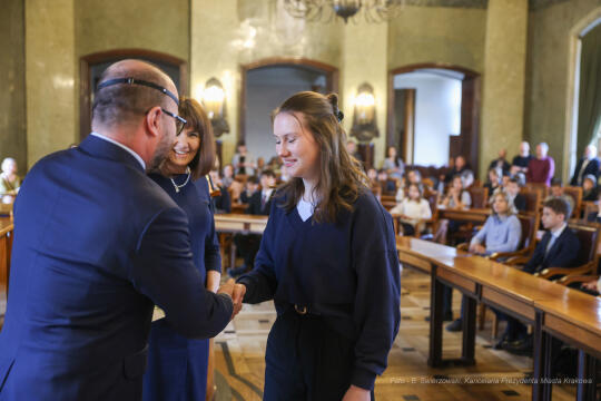 Laur Olimpijski, dyplomy, zdolni uczniowie, szkoły podstawowe, wręczenie, Buszek, Korfel-Jasińska