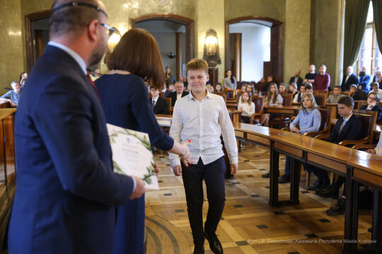 Laur Olimpijski, dyplomy, zdolni uczniowie, szkoły podstawowe, wręczenie, Buszek, Korfel-Jasińska