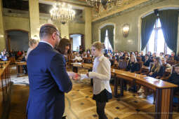 Laur Olimpijski, dyplomy, zdolni uczniowie, szkoły podstawowe, wręczenie, Buszek, Korfel-Jasińska