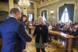 Laur Olimpijski, dyplomy, zdolni uczniowie, szkoły podstawowe, wręczenie, Buszek, Korfel-Jasińska