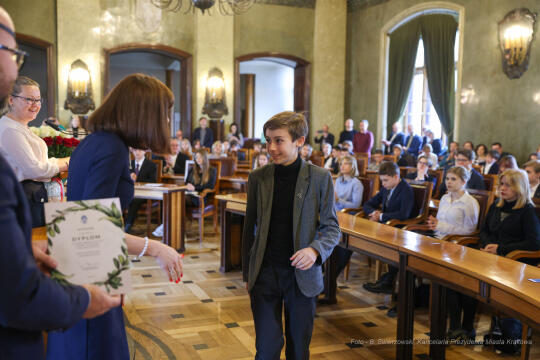 Laur Olimpijski, dyplomy, zdolni uczniowie, szkoły podstawowe, wręczenie, Buszek, Korfel-Jasińska