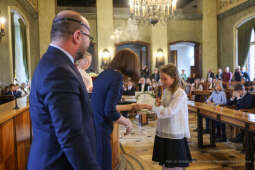 Laur Olimpijski, dyplomy, zdolni uczniowie, szkoły podstawowe, wręczenie, Buszek, Korfel-Jasińska