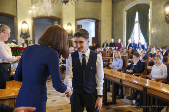 Laur Olimpijski, dyplomy, zdolni uczniowie, szkoły podstawowe, wręczenie, Buszek, Korfel-Jasińska