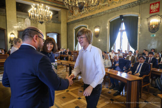 Laur Olimpijski, dyplomy, zdolni uczniowie, szkoły podstawowe, wręczenie, Buszek, Korfel-Jasińska