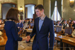 Laur Olimpijski, dyplomy, zdolni uczniowie, szkoły podstawowe, wręczenie, Buszek, Korfel-Jasińska