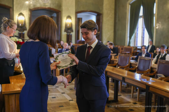 Laur Olimpijski, dyplomy, zdolni uczniowie, szkoły podstawowe, wręczenie, Buszek, Korfel-Jasińska