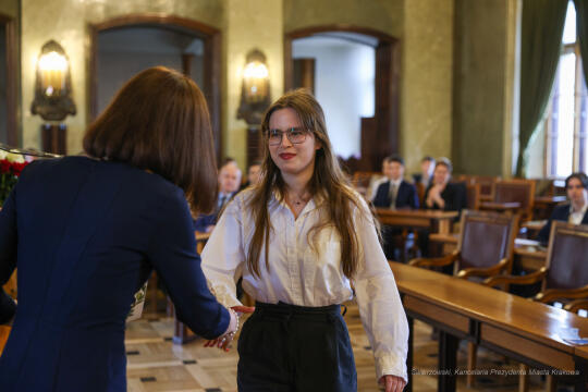 Laur Olimpijski, dyplomy, zdolni uczniowie, szkoły podstawowe, wręczenie, Buszek, Korfel-Jasińska