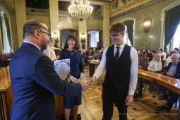 Laur Olimpijski, dyplomy, zdolni uczniowie, szkoły podstawowe, wręczenie, Buszek, Korfel-Jasińska