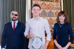 Laur Olimpijski, dyplomy, zdolni uczniowie, szkoły ponadpodstawowe, wręczenie, Buszek, Korfel-Jasi