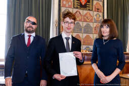 Laur Olimpijski, dyplomy, zdolni uczniowie, szkoły ponadpodstawowe, wręczenie, Buszek, Korfel-Jasi