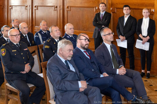 policja, straż miejska, straż pożarna, Jastrząb, Majchrowski, nagrody, Bezpieczny Kraków