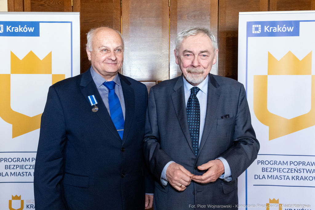 policja, straż miejska, straż pożarna, Jastrząb, Majchrowski, nagrody, Bezpieczny Kraków  Autor: P. Wojnarowski
