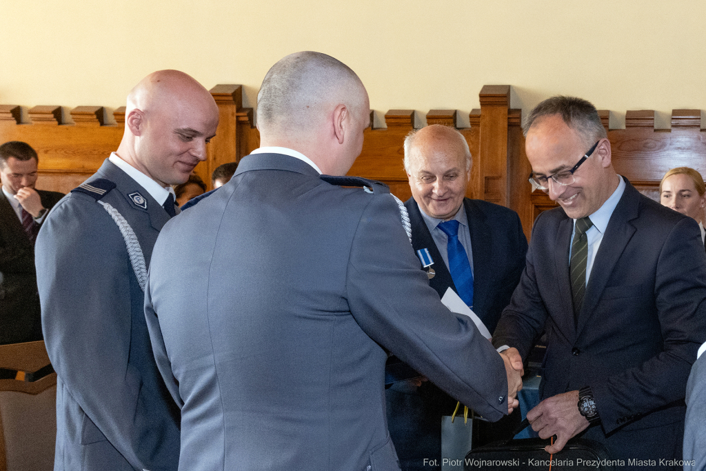 policja, straż miejska, straż pożarna, Jastrząb, Majchrowski, nagrody, Bezpieczny Kraków  Autor: P. Wojnarowski