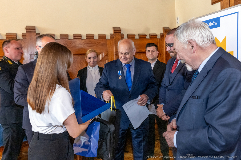 policja, straż miejska, straż pożarna, Jastrząb, Majchrowski, nagrody, Bezpieczny Kraków  Autor: P. Wojnarowski