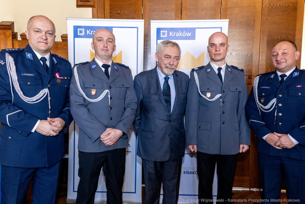 policja, straż miejska, straż pożarna, Jastrząb, Majchrowski, nagrody, Bezpieczny Kraków  Autor: P. Wojnarowski