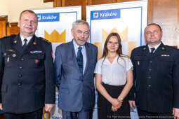 policja, straż miejska, straż pożarna, Jastrząb, Majchrowski, nagrody, Bezpieczny Kraków