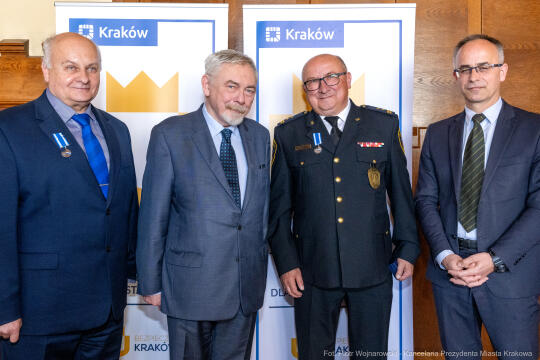 policja, straż miejska, straż pożarna, Jastrząb, Majchrowski, nagrody, Bezpieczny Kraków