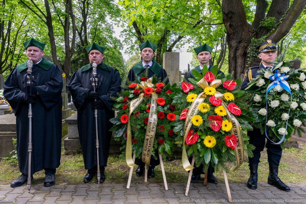 Hieronim Kubiak, pogrzeb, Cmentarz Rakowicki, Jacek Majchrowski  Autor: P. Wojnarowski