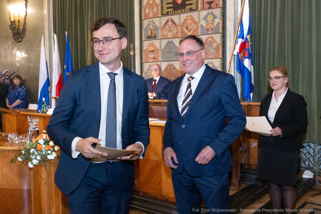 umk_9810.jpg-sesja, pierwsza, Rada Miasta Krakowa, IX kadencja, ślubowanie, radni, rajcy  Autor: P. Wojnarowski