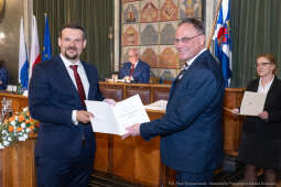 umk_9815.jpg-sesja, pierwsza, Rada Miasta Krakowa, IX kadencja, ślubowanie, radni, rajcy