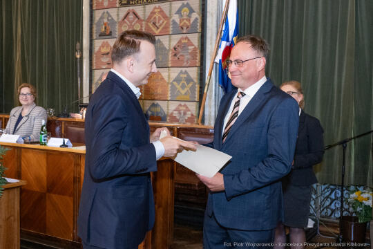 umk_9825.jpg-sesja, pierwsza, Rada Miasta Krakowa, IX kadencja, ślubowanie, radni, rajcy