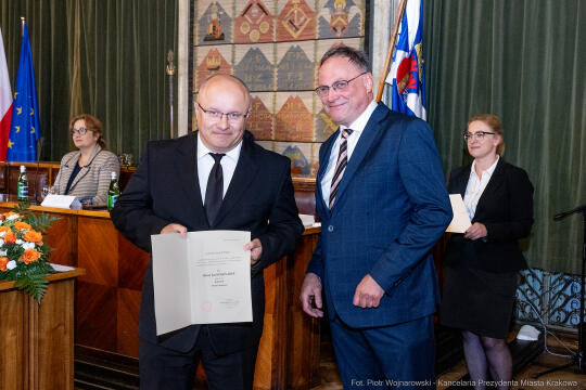 umk_9831.jpg-sesja, pierwsza, Rada Miasta Krakowa, IX kadencja, ślubowanie, radni, rajcy