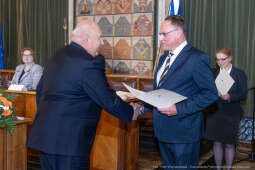 umk_9841.jpg-sesja, pierwsza, Rada Miasta Krakowa, IX kadencja, ślubowanie, radni, rajcy