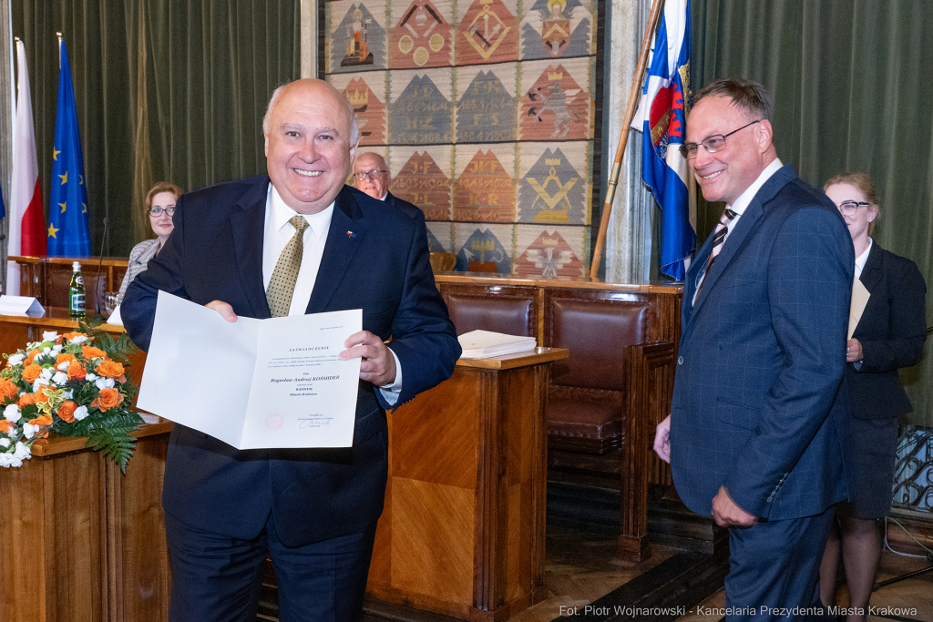 umk_9843.jpg-sesja, pierwsza, Rada Miasta Krakowa, IX kadencja, ślubowanie, radni, rajcy  Autor: P. Wojnarowski