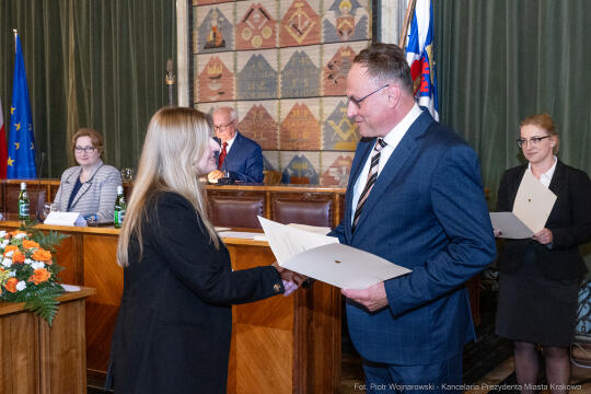 umk_9845.jpg-sesja, pierwsza, Rada Miasta Krakowa, IX kadencja, ślubowanie, radni, rajcy