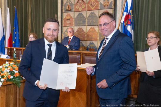 umk_9865.jpg-sesja, pierwsza, Rada Miasta Krakowa, IX kadencja, ślubowanie, radni, rajcy