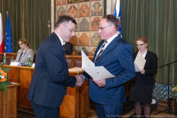 umk_9866.jpg-sesja, pierwsza, Rada Miasta Krakowa, IX kadencja, ślubowanie, radni, rajcy