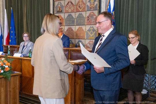 umk_9890.jpg-sesja, pierwsza, Rada Miasta Krakowa, IX kadencja, ślubowanie, radni, rajcy